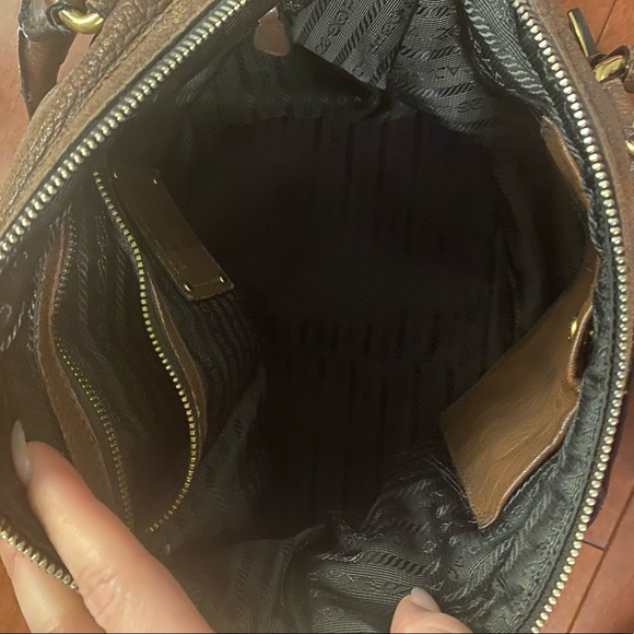 Brown PRADA satchel bag - Picture 4 of 9